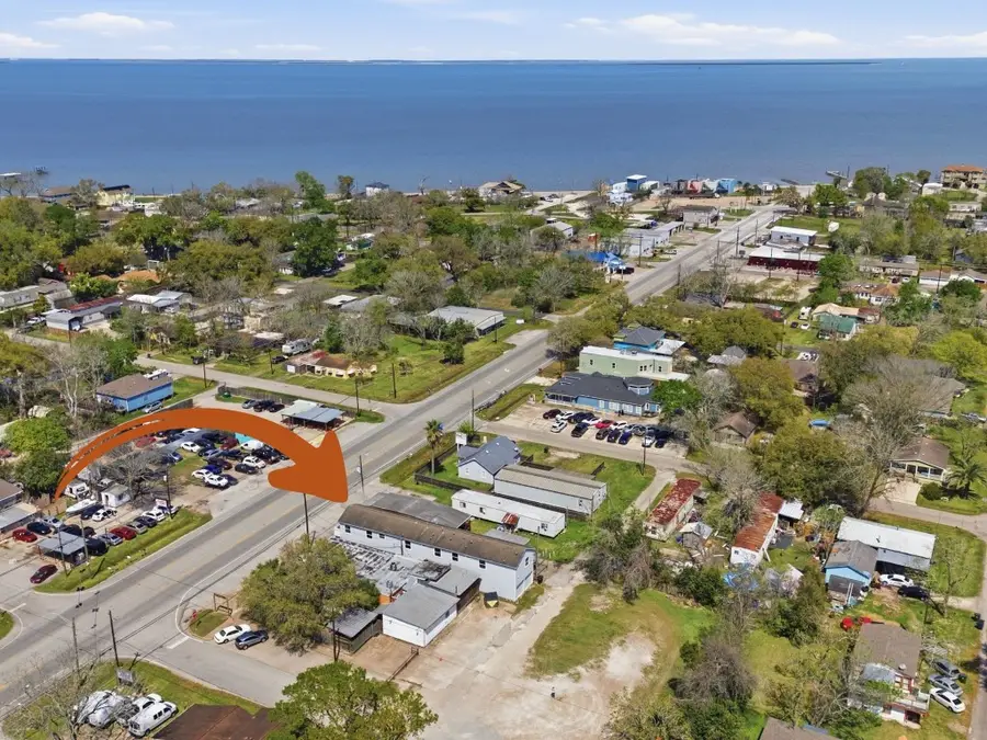 313 Grand Avenue, Bacliff, TX 77518 - #3