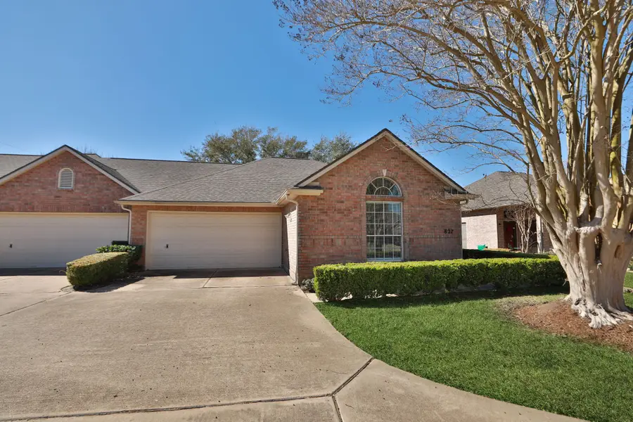 827 Apple Blossom Drive, Pearland, TX 77584 - Image #3
