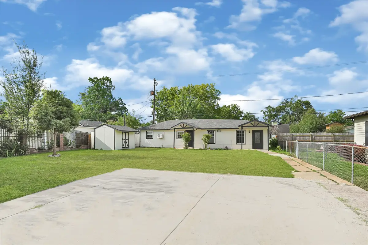 246 Lena Drive, Houston, TX 77022 - #1
