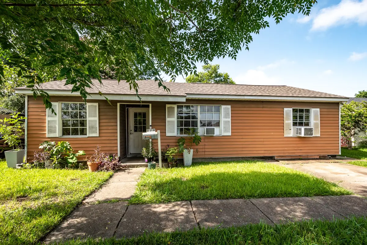 5119 Ripplebrook Drive, Houston, TX 77045 - #1
