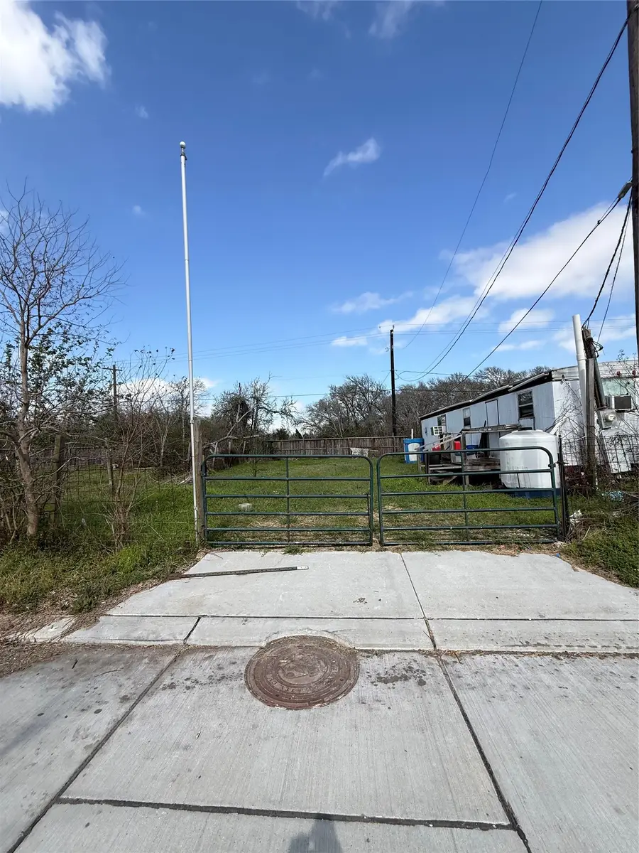 103 Heron Inlet S, Baytown, TX 77523 - #3