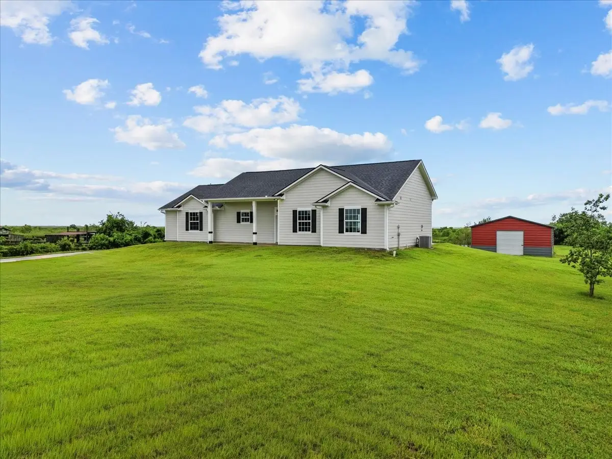 10015 S Redfish Drive, Hitchcock, TX 77563 - #1