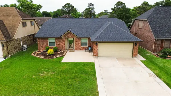 4818 Heritage Plains Drive, Friendswood, TX 77546