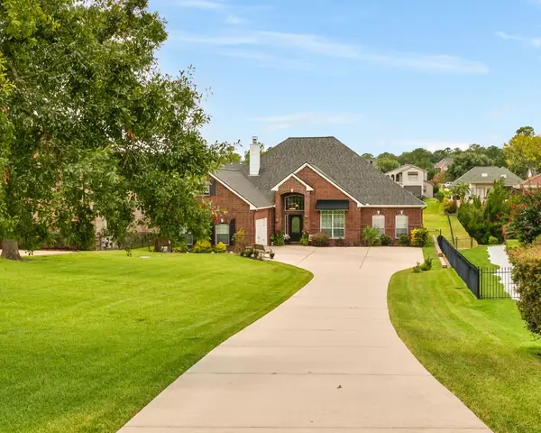 11852 Grand Harbor Boulevard, Montgomery, TX 77356