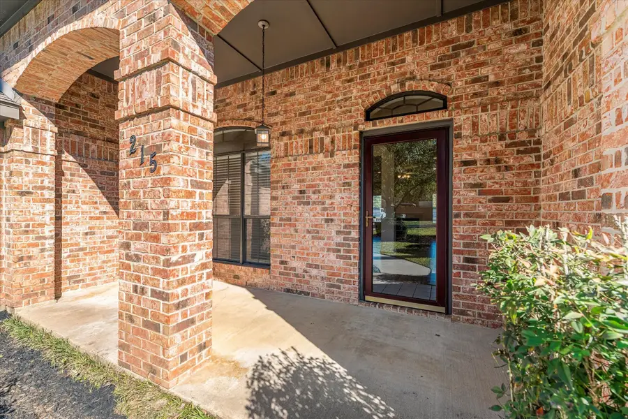 215 Deep Dale Lane, Conroe, TX 77304 - Image #3