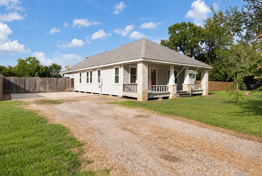 112 Wood Avenue, Baytown, TX 77520 - #2