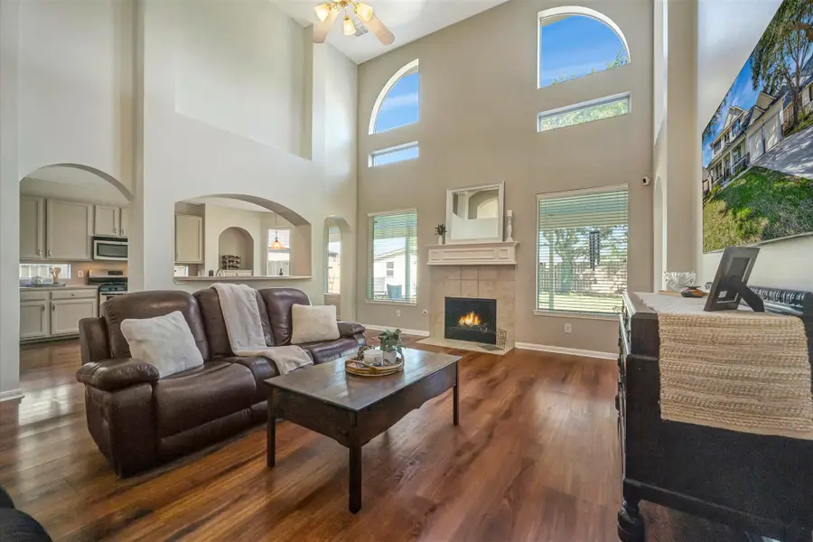 1013 Victorian Court, Seabrook, TX 77586 - Image #3