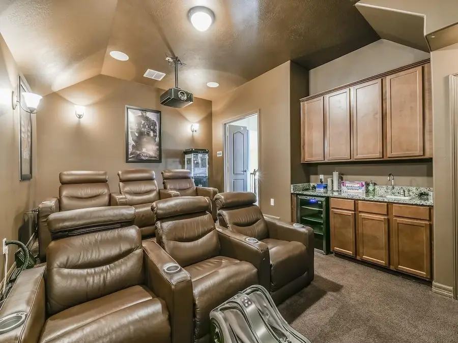 2210 Pearl Bay Court, Pearland, TX 77584 - #2