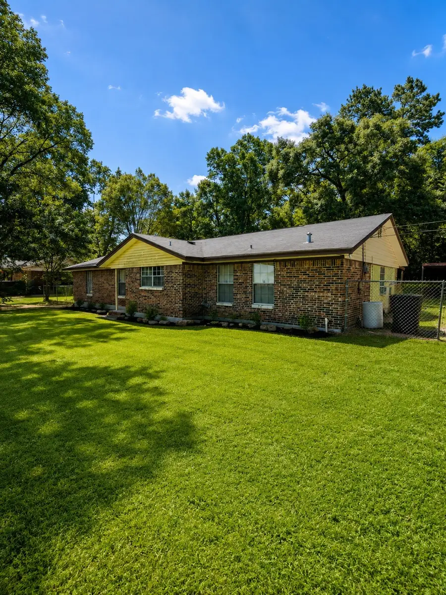 1610 Lilac Avenue, Lufkin, TX 75901 - #2