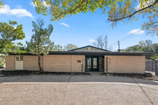 5747 Jackwood Street, Houston, TX 77096