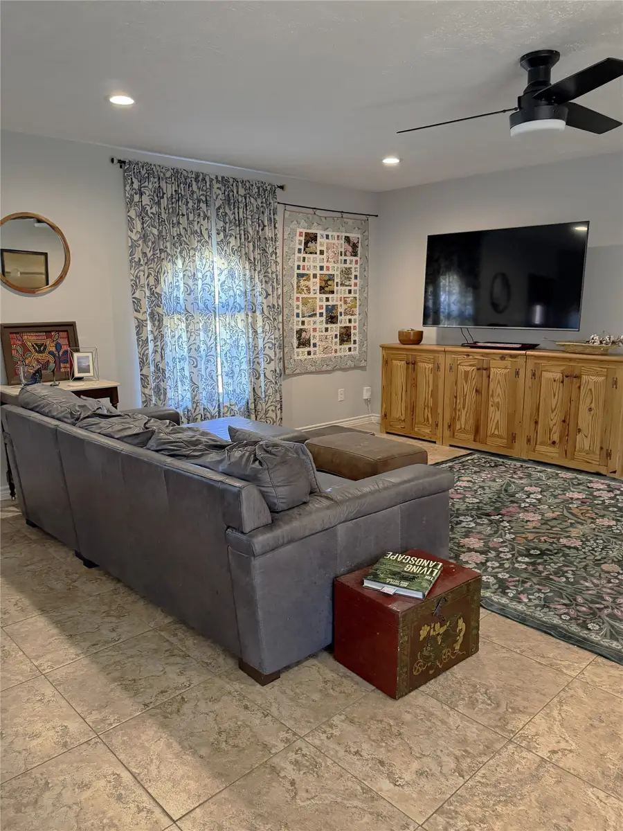 1002 Washington Street, Brenham, TX 77833 - #3