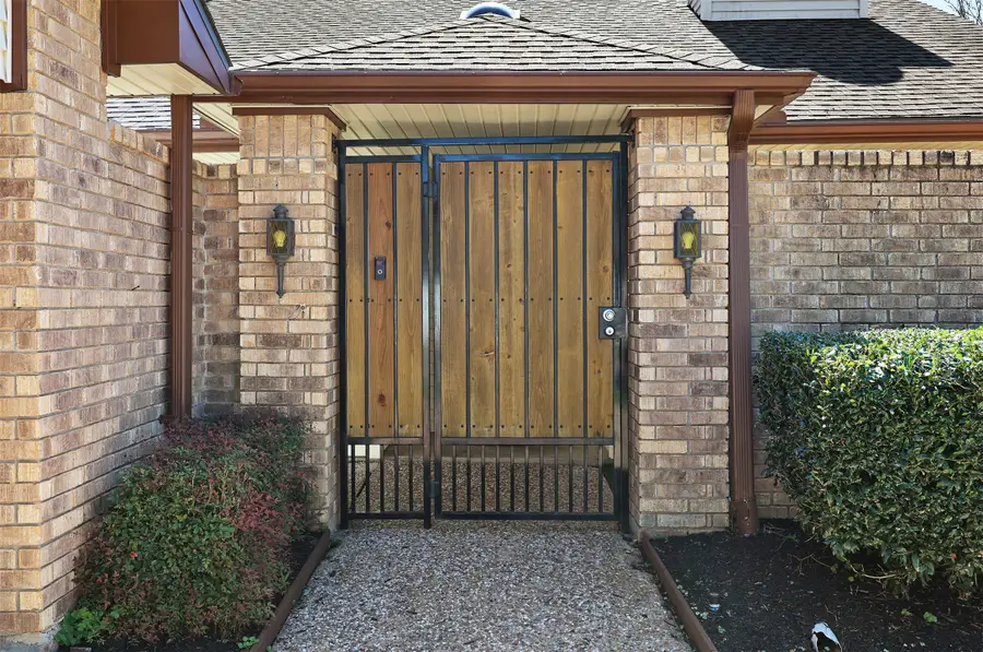 1710 Barleton Way, Houston, TX 77058 - #2