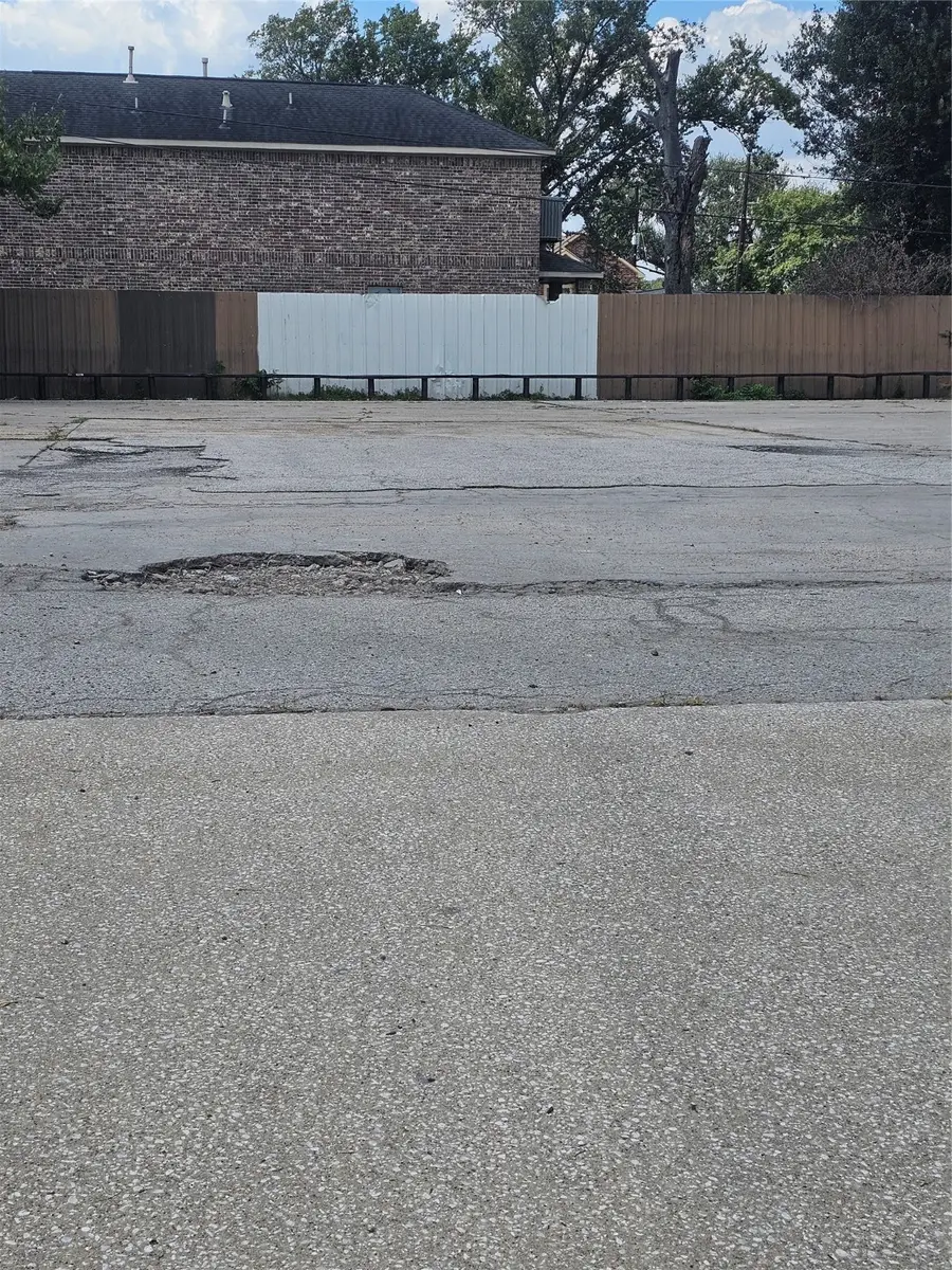 6203 Brittmoore Road, Houston, TX 77041 - Image #3