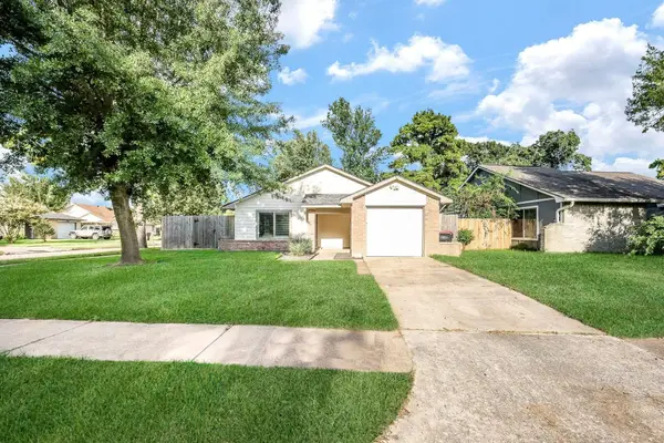 12730 Ridgelow Lane, Houston, TX 77070