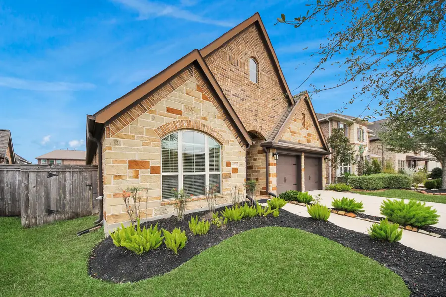 10023 Starhill Court, Missouri City, TX 77459 - Image #2