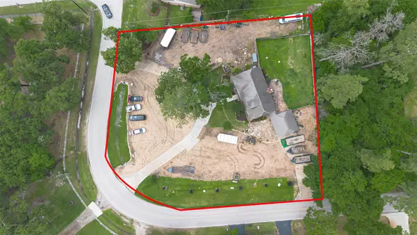 30207 E Geneva Drive, Spring, TX 77386