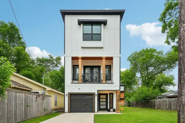 920 Muncie Avenue, Dallas, TX 75212
