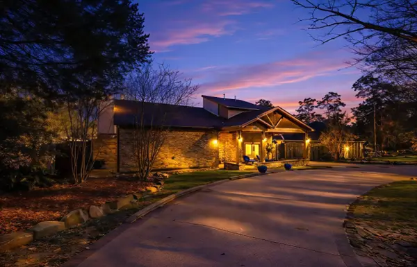 251 Springs Edge Drive, Conroe, TX 77356