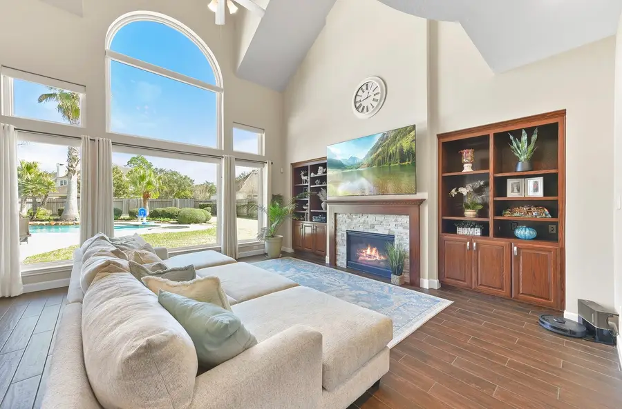 2903 Harvest Hill Drive, Friendswood, TX 77546 - #2