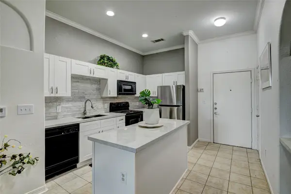 1441 East Street #107, Houston, TX 77007