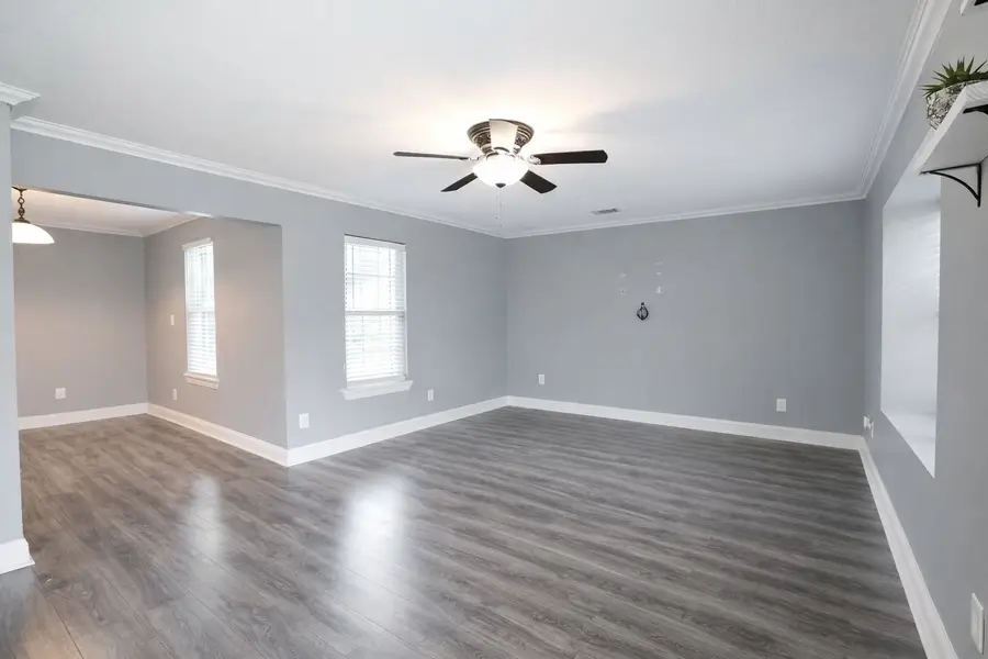 601 W Cleveland Street, Baytown, TX 77520 - #3