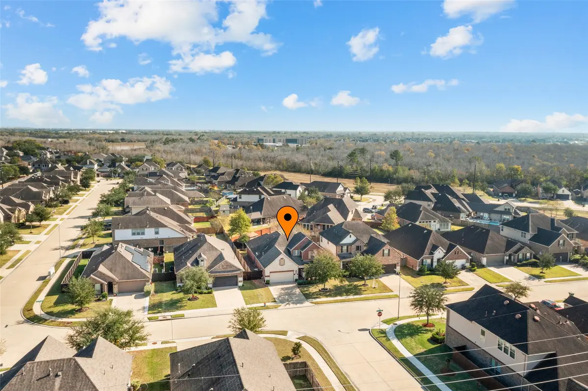 1219 Lazy Springs Lane, Pearland, TX 77581 - Image #1