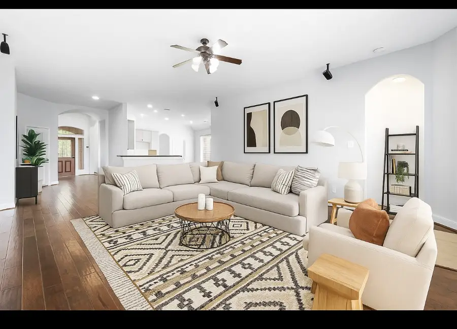 7 Fraiser Fir Place, Spring, TX 77389 - #2