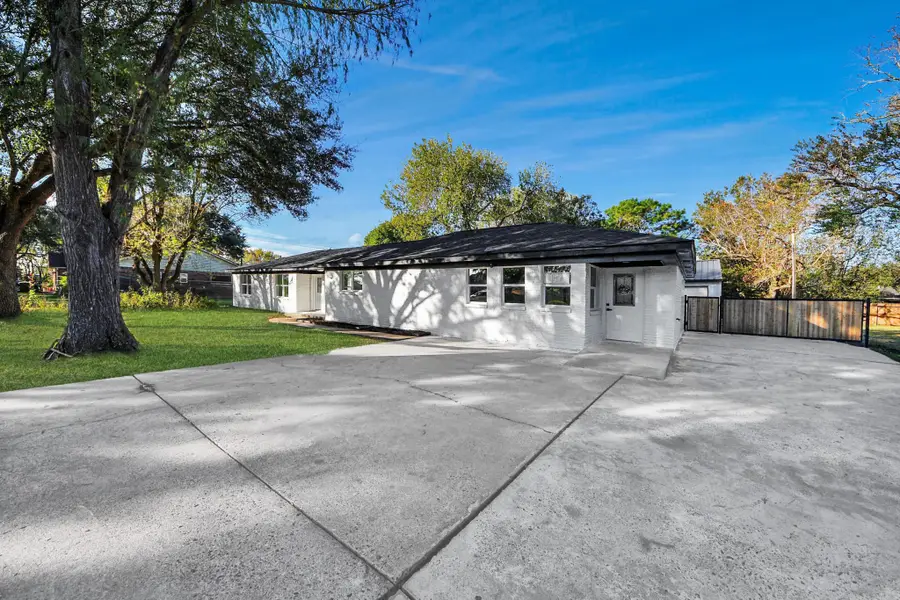 1138 Nancy Street, Pearland, TX 77581 - Image #3