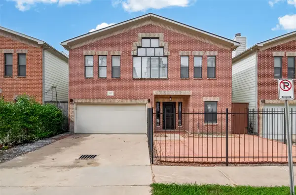 5665 Larkin Street, Houston, TX 77007