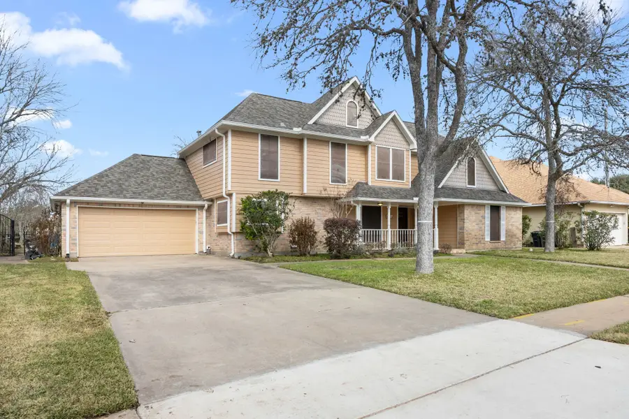 1818 Plantation Drive, Richmond, TX 77406 - Image #2