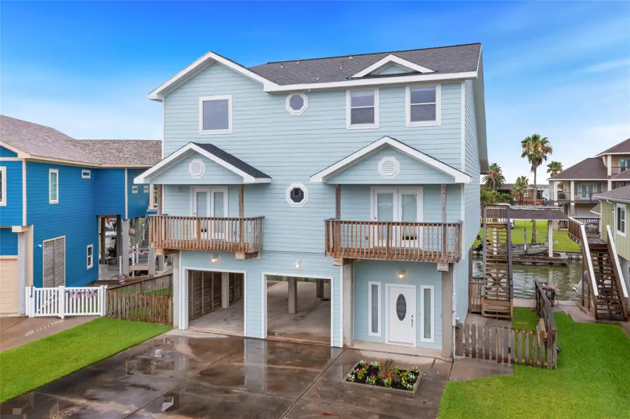 1110 Papeete Street, Tiki Island, TX 77554 - #2