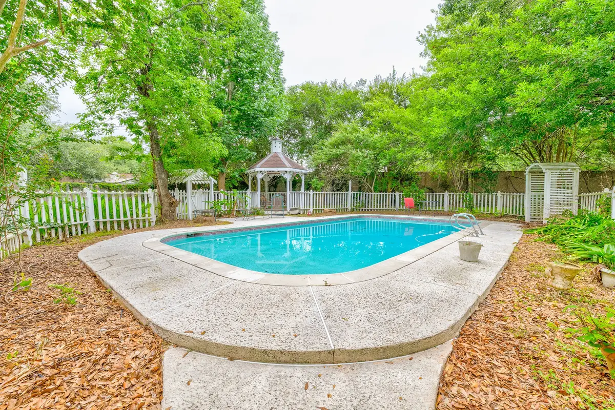 104 Misty Brook Lane, League City, TX 77573 - #1