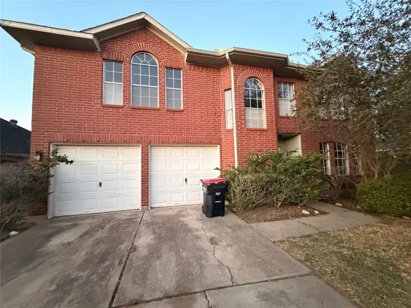 1410 Hunter Green Lane, Fresno, TX 77545