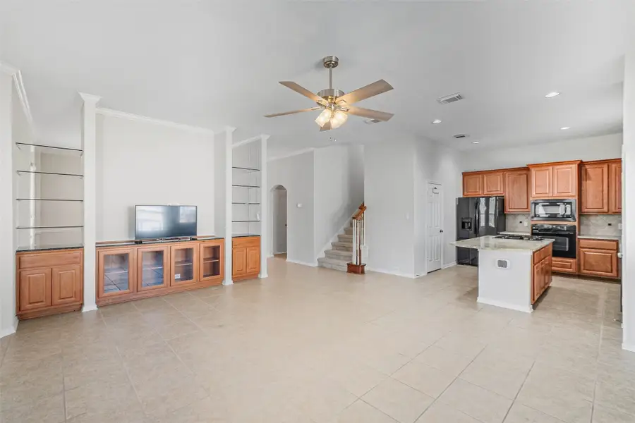 643 E 10th Street, Houston, TX 77008 - Image #2
