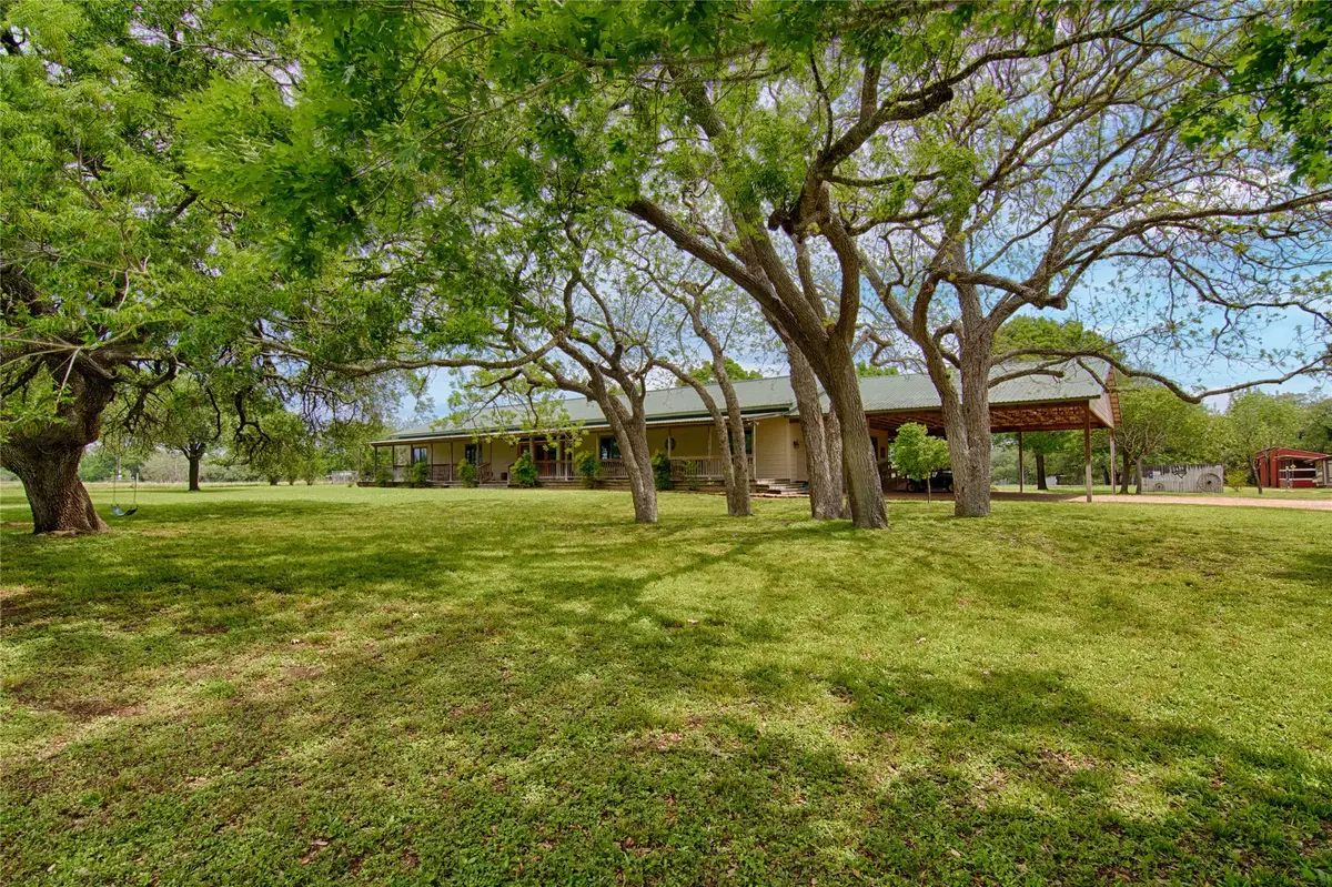 7755 Fm 1295, Moulton, TX 77975 - #1