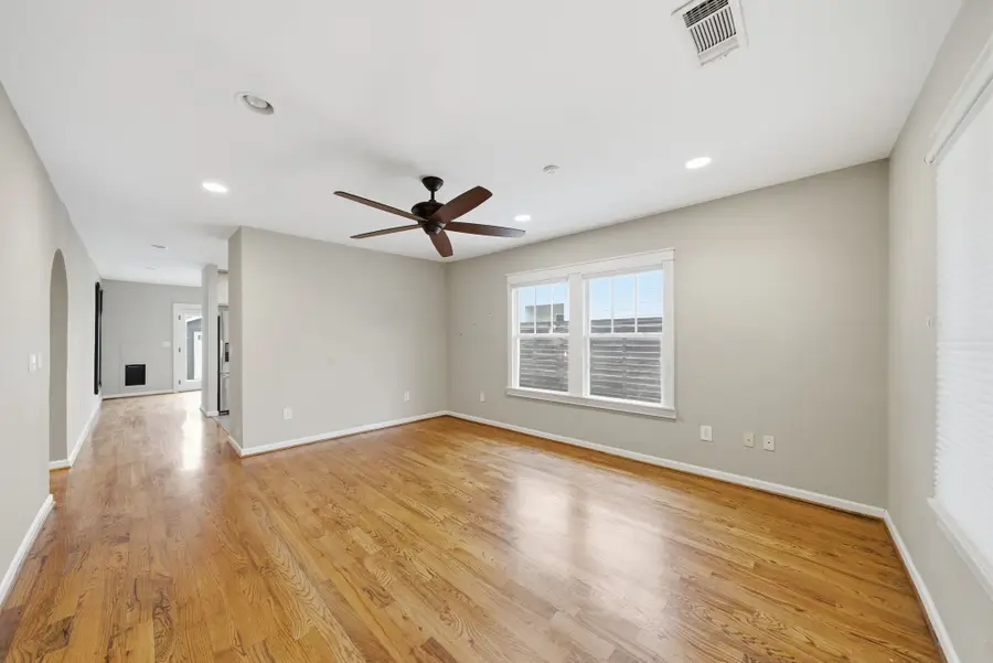 1110 E 26th Street, Houston, TX 77009 - Image #3
