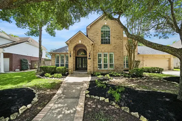 1422 Hillside Forest Drive, Sugar Land, TX 77479
