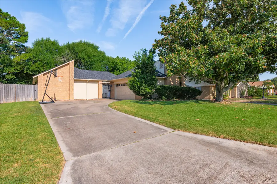 2701 20th Street N, Texas City, TX 77590 - #2