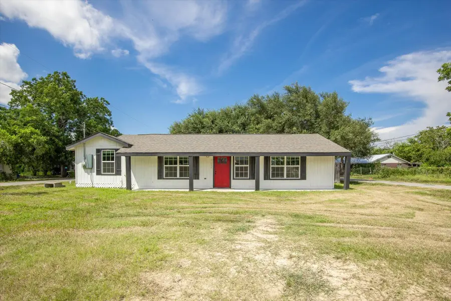 500 Shirley Street, Eagle Lake, TX 77434 - #3