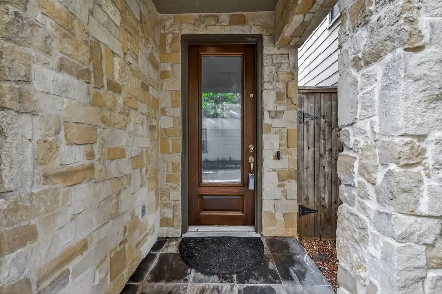 2915 Pease Street, Houston, TX 77003 - Image #2