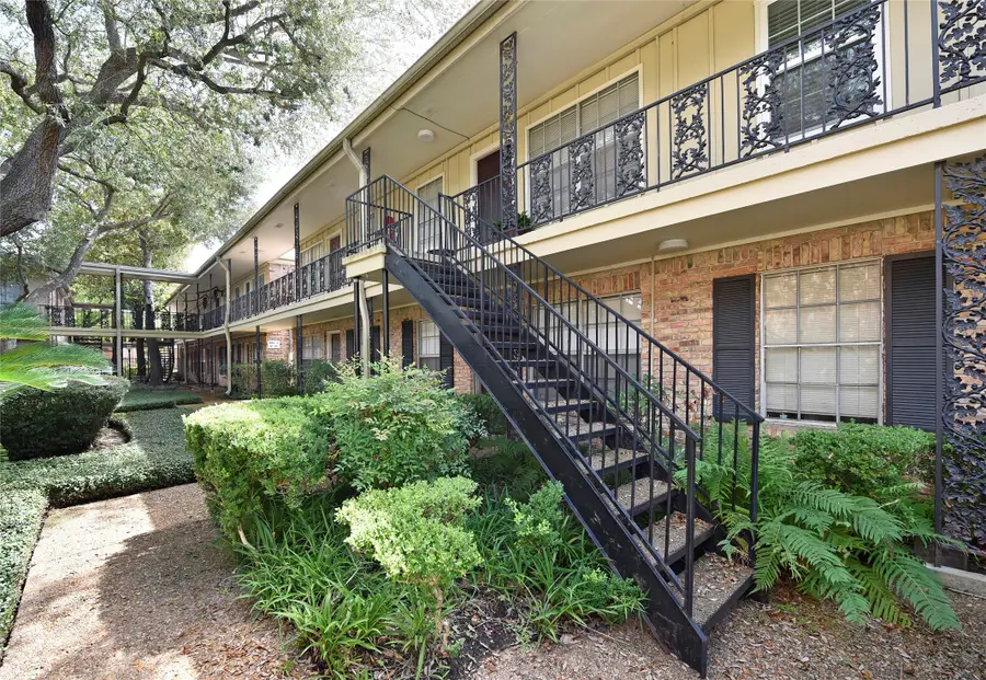 3224 Timmons Lane #112, Houston, TX 77027 - #2
