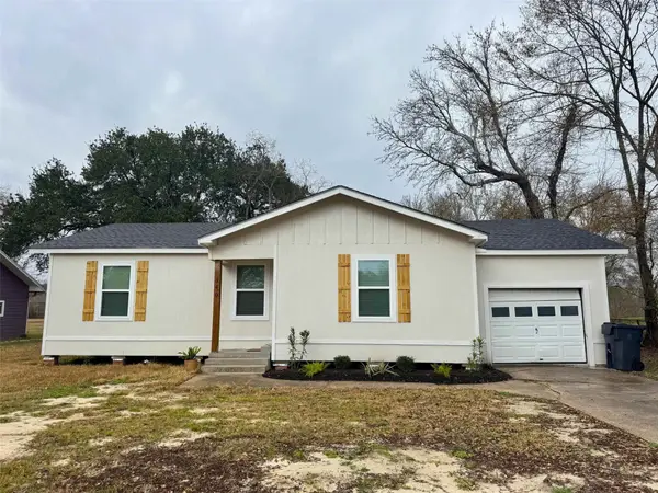 340 Warner, Bridge City, TX 77611