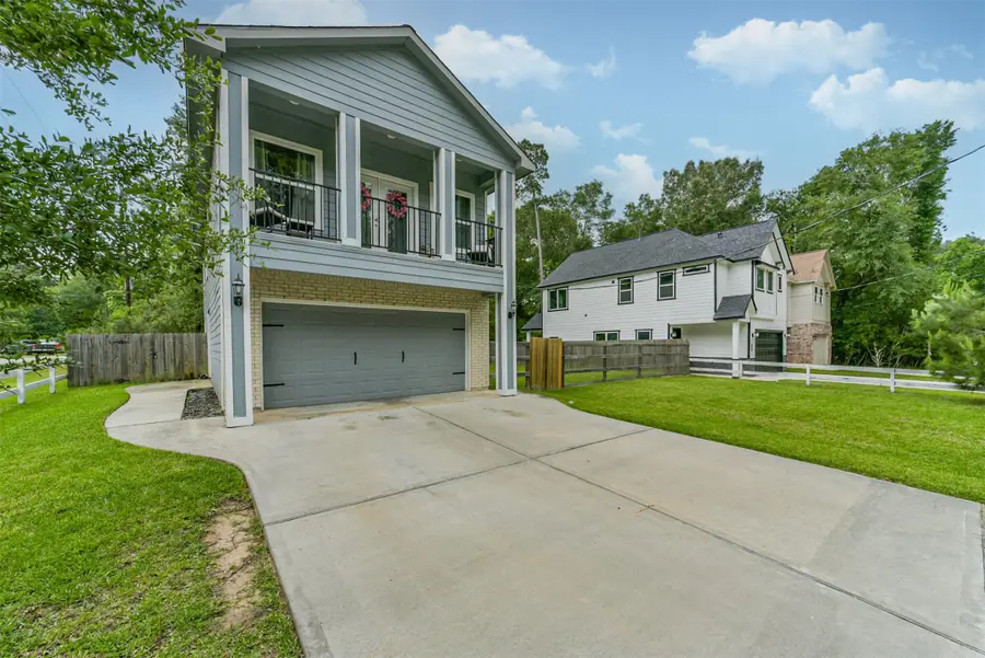 725 Magnolia Point Drive, Huffman, TX 77336 - #2