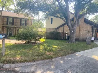 19 Rocky Lane, Houston, TX 77040