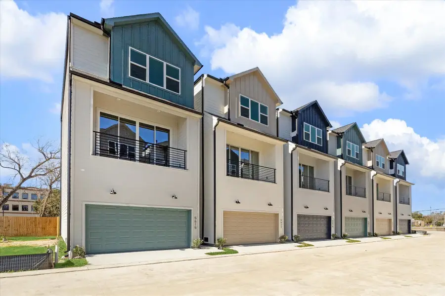 5624 Camino Encantado Drive, Houston, TX 77091 - #2