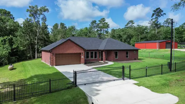 15215 Butterfly Lane, Plantersville, TX 77363