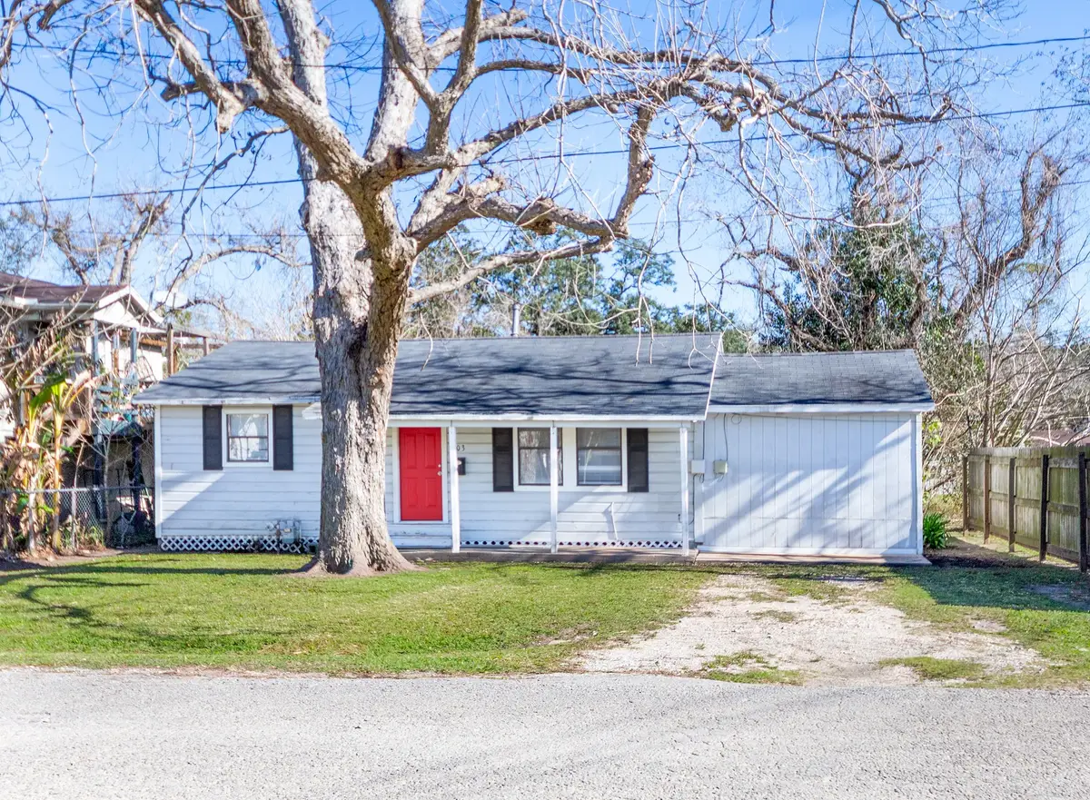 203 S Fig Street, Sweeny, TX 77480 - #1