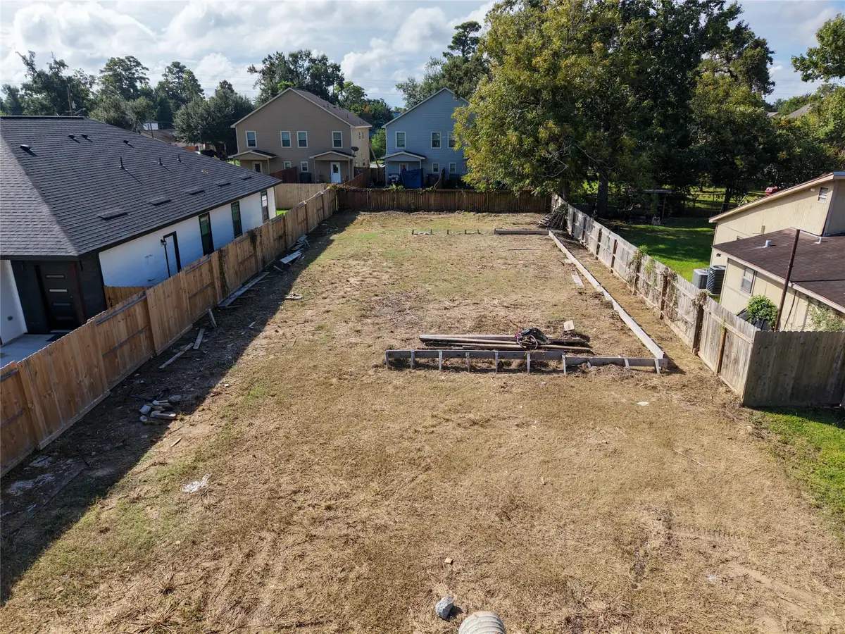 8214 Locksley Road, Houston, TX 77078 - #1