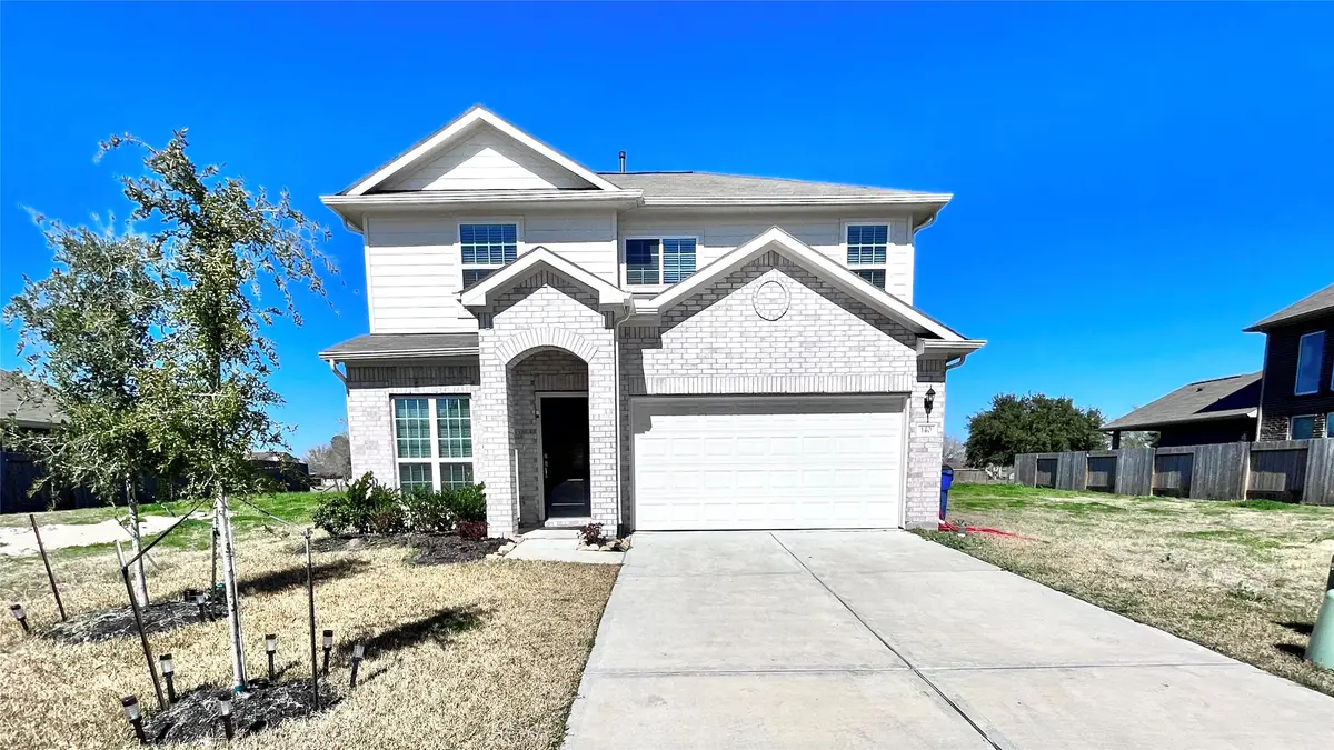 140 Kelly Street, Angleton, TX 77515 - #1
