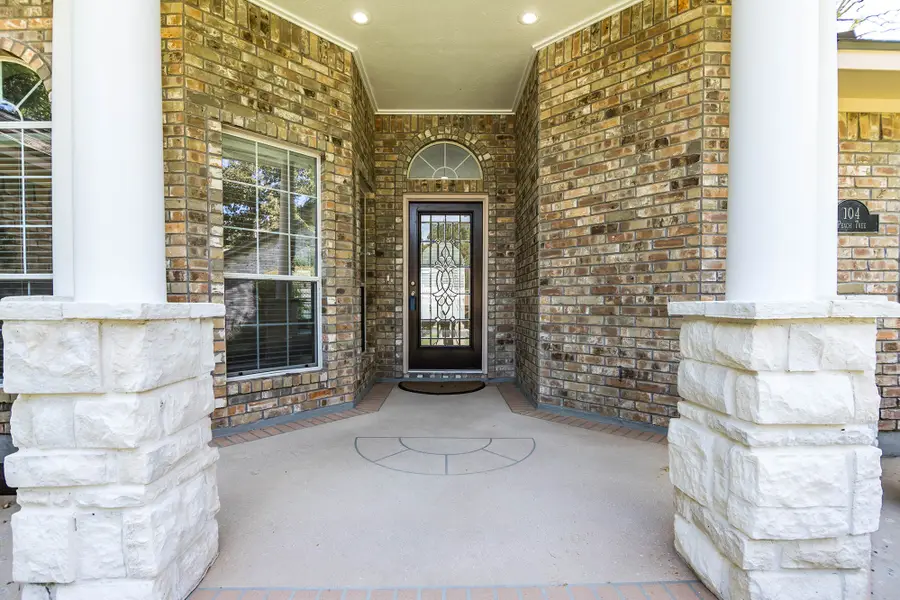 104 Peach Tree Street, Huntsville, TX 77320 - #2